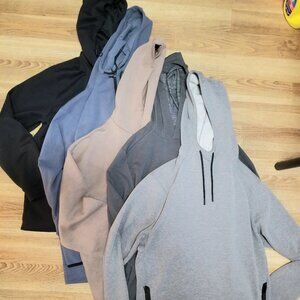 SIX PACK !!!! GREAT CONDITION !!! PUMA VRST DYNAMIC SPORTSWEAR HOODIE LARGE